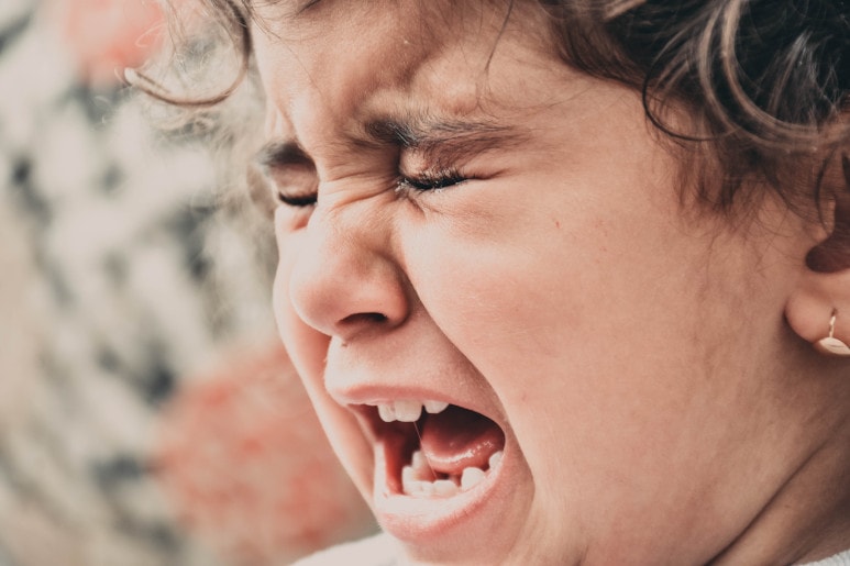 Enfant qui pleure, qui cri
